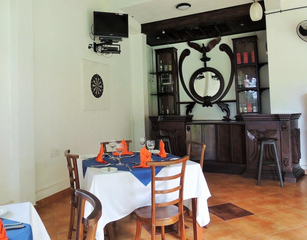 Andiambalama Airport Green View Resort מראה חיצוני תמונה